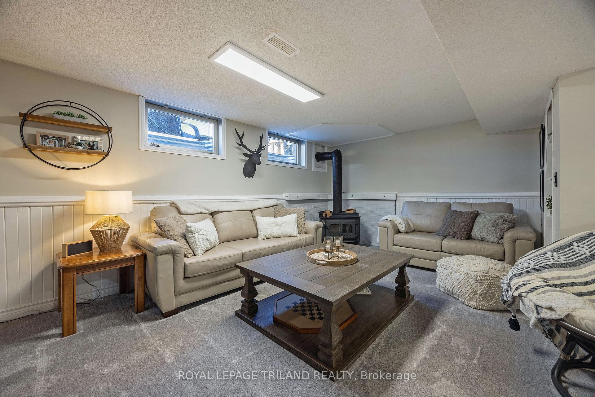 321 Beattie Street photo 24