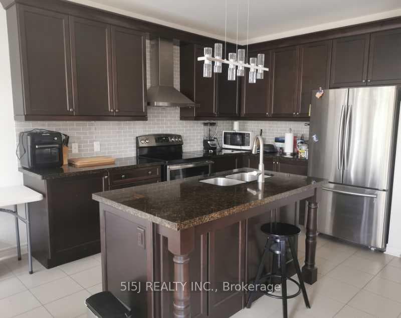 236 WILLIAM GRAMHAM Drive photo 7