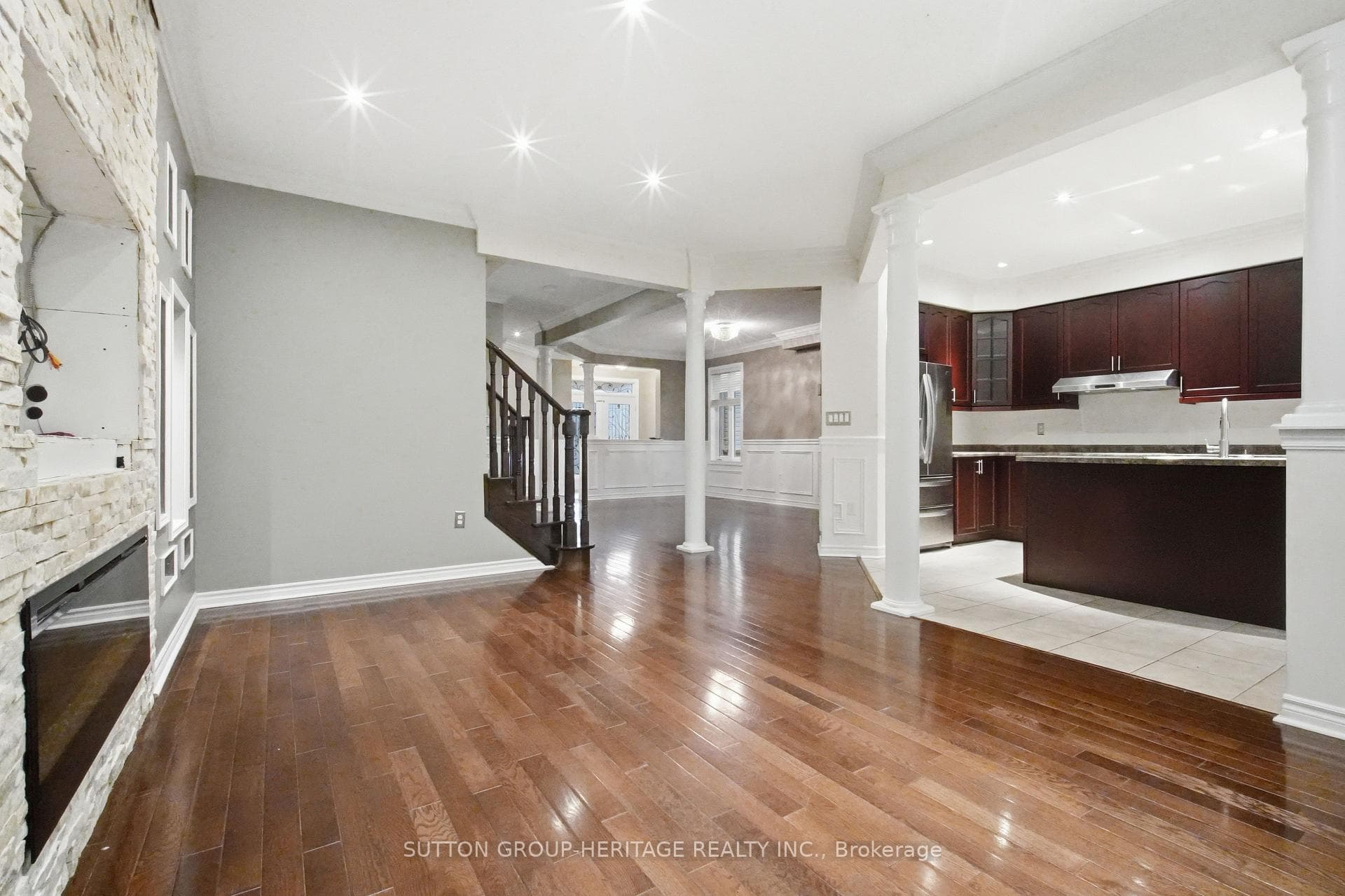 16 Shrewsbury Drive photo 9