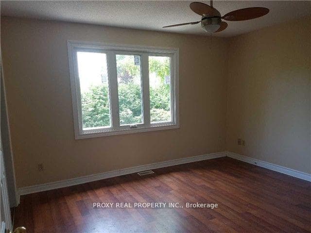 331 Winnifred Drive photo 8