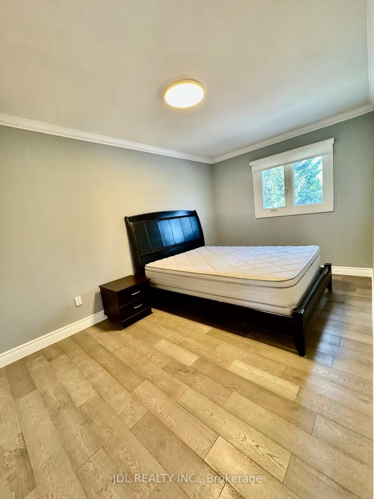18 Findhorn Crescent photo 14