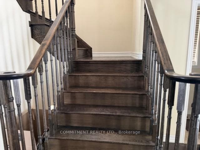 573 Miller Way photo 5