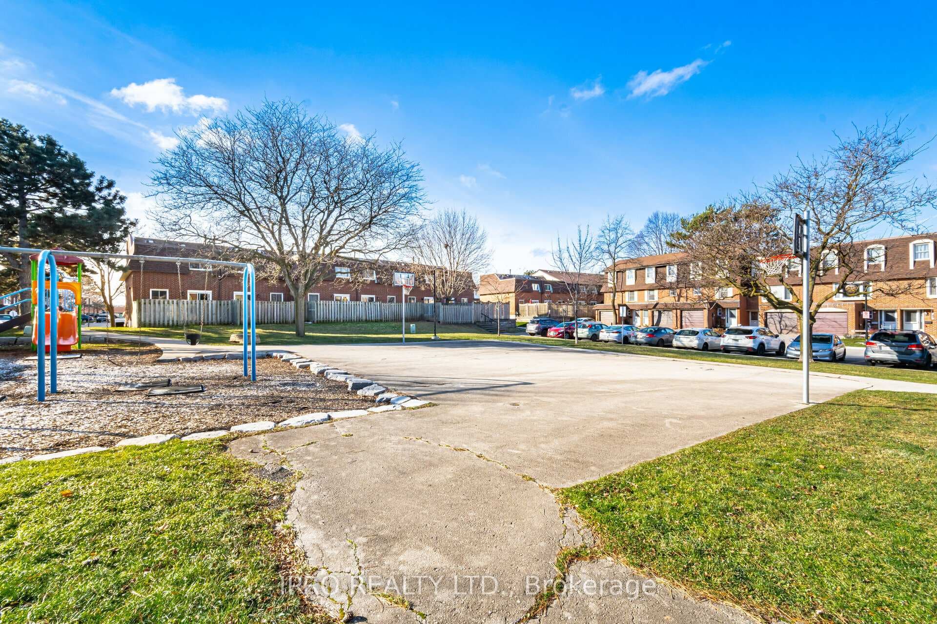 371 Bronte Street Unit 9 photo 38