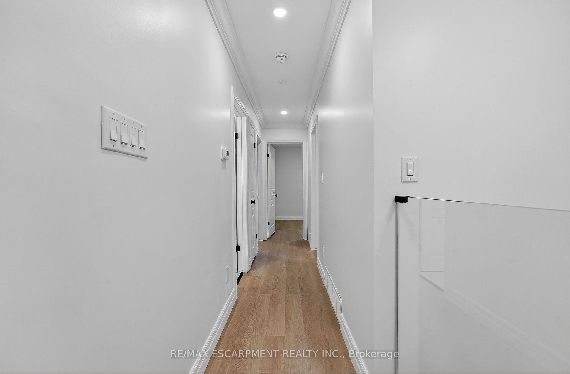 646 Cumberland Avenue photo 17
