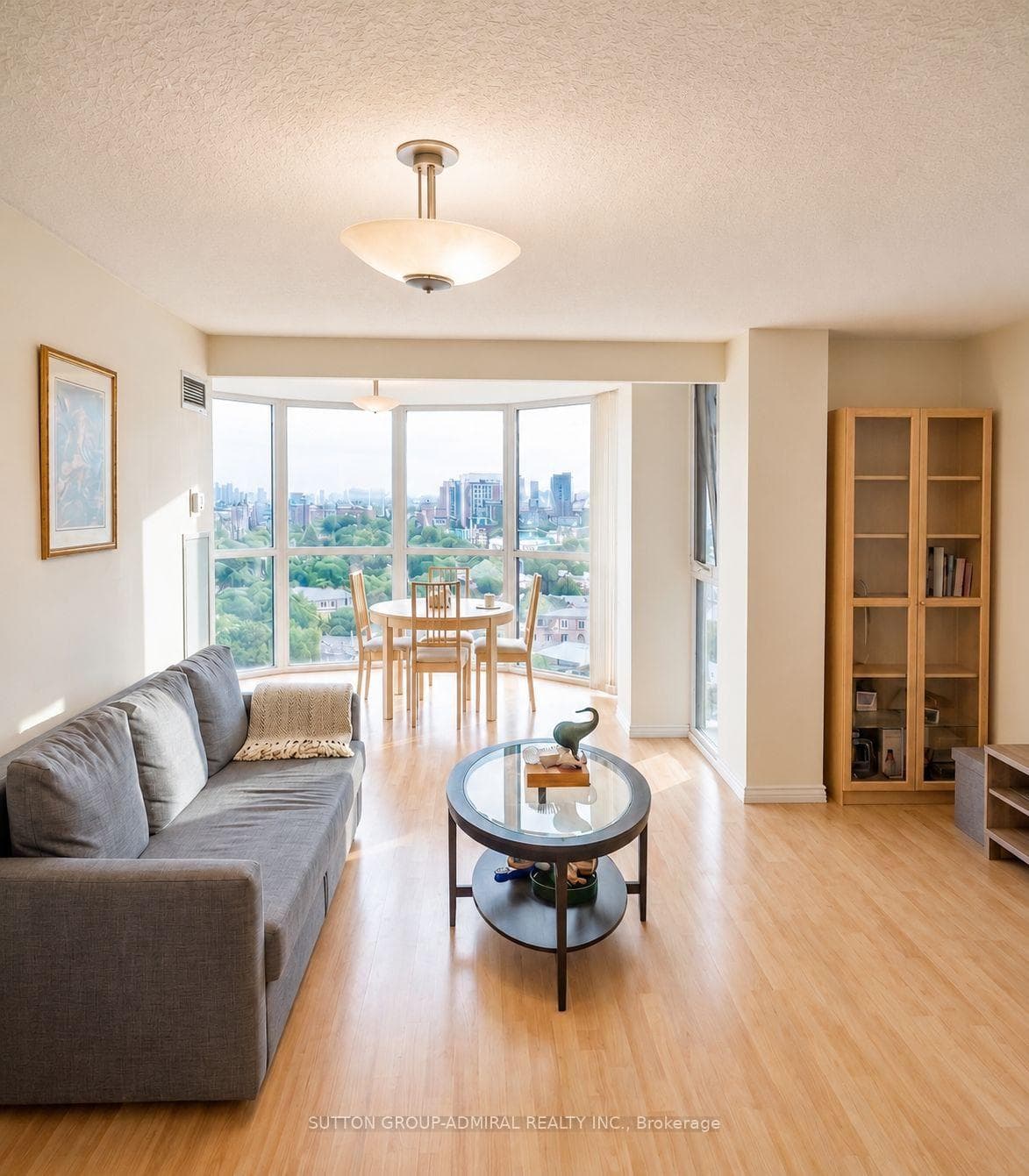 1055 Bay Street Unit 1611 photo 5