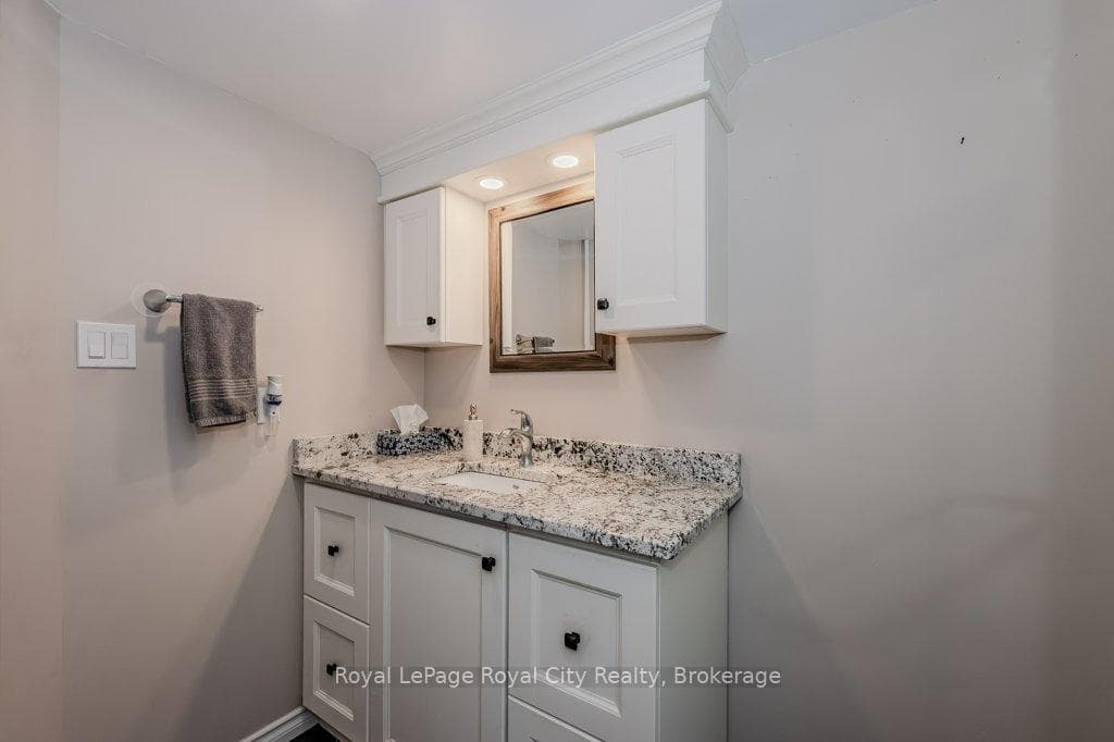 8 Christopher Court Unit 503 photo 15