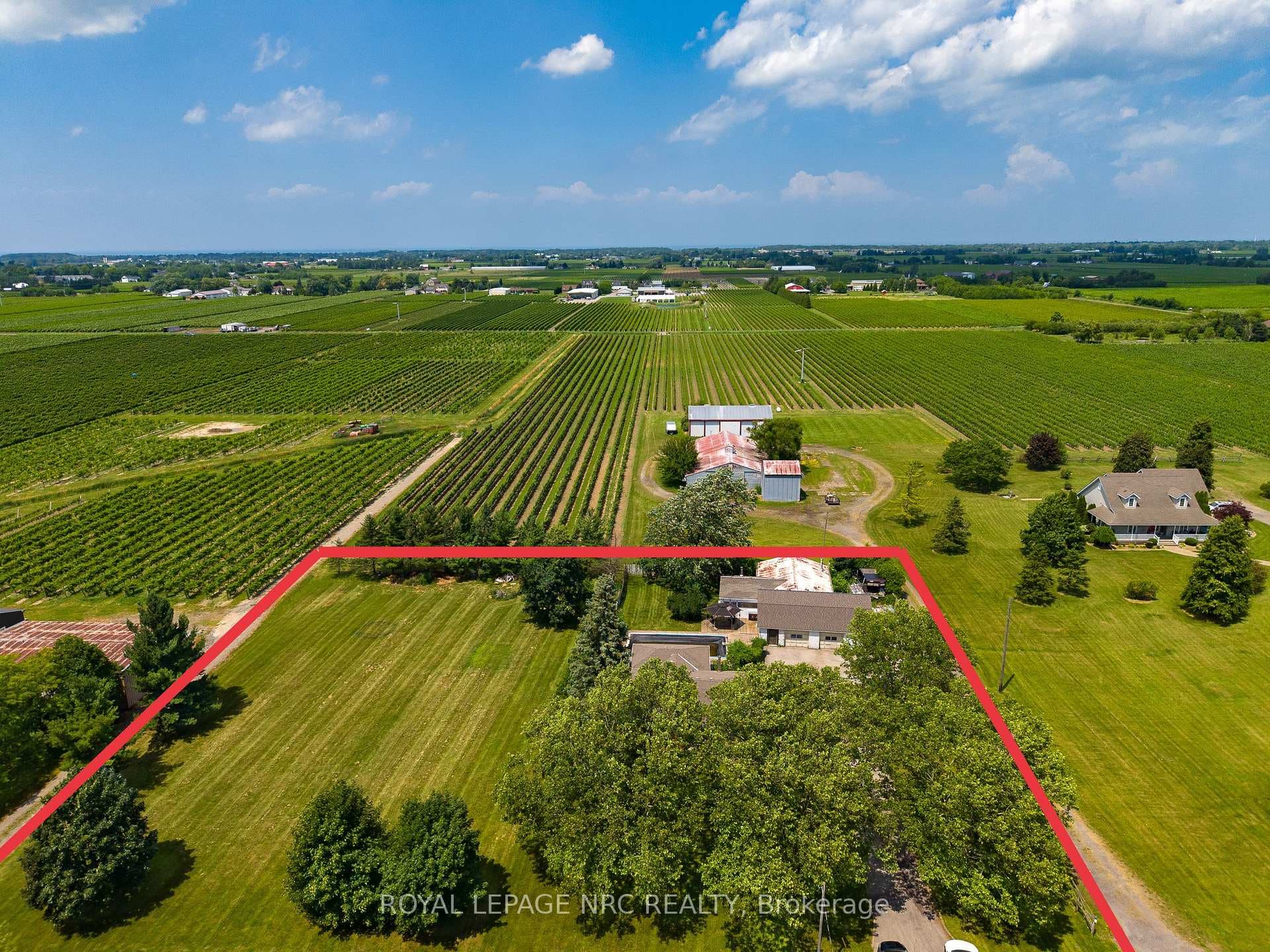 Property outline 257.54ft X215.45FT
