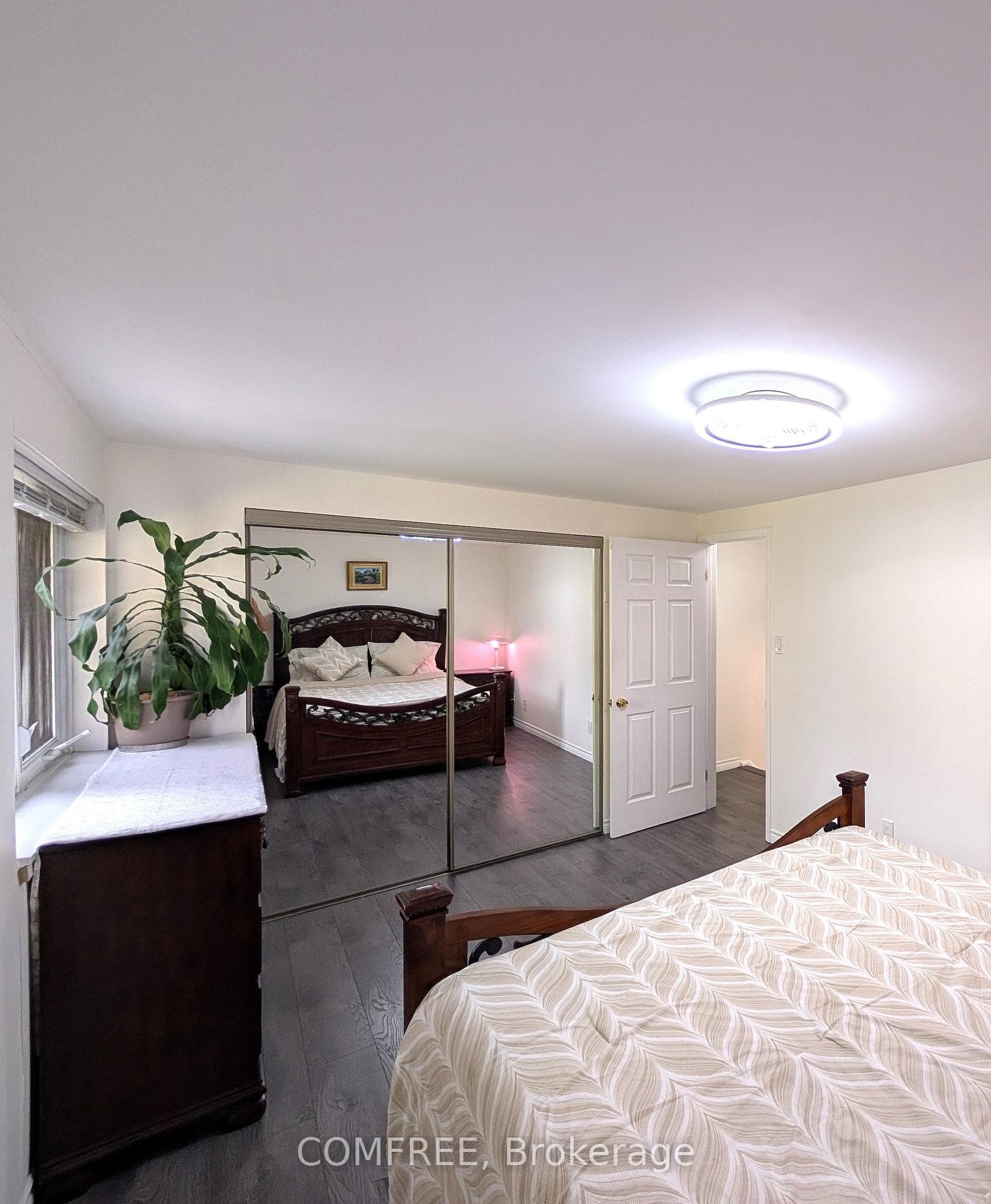 1793 Martin Grove Road Unit 116 photo 20