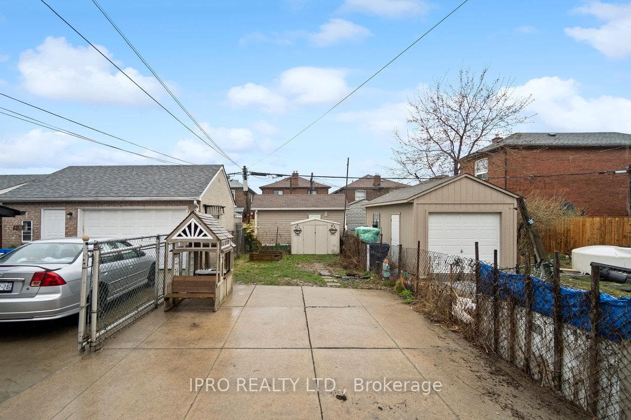 524 Lauder Avenue photo 33