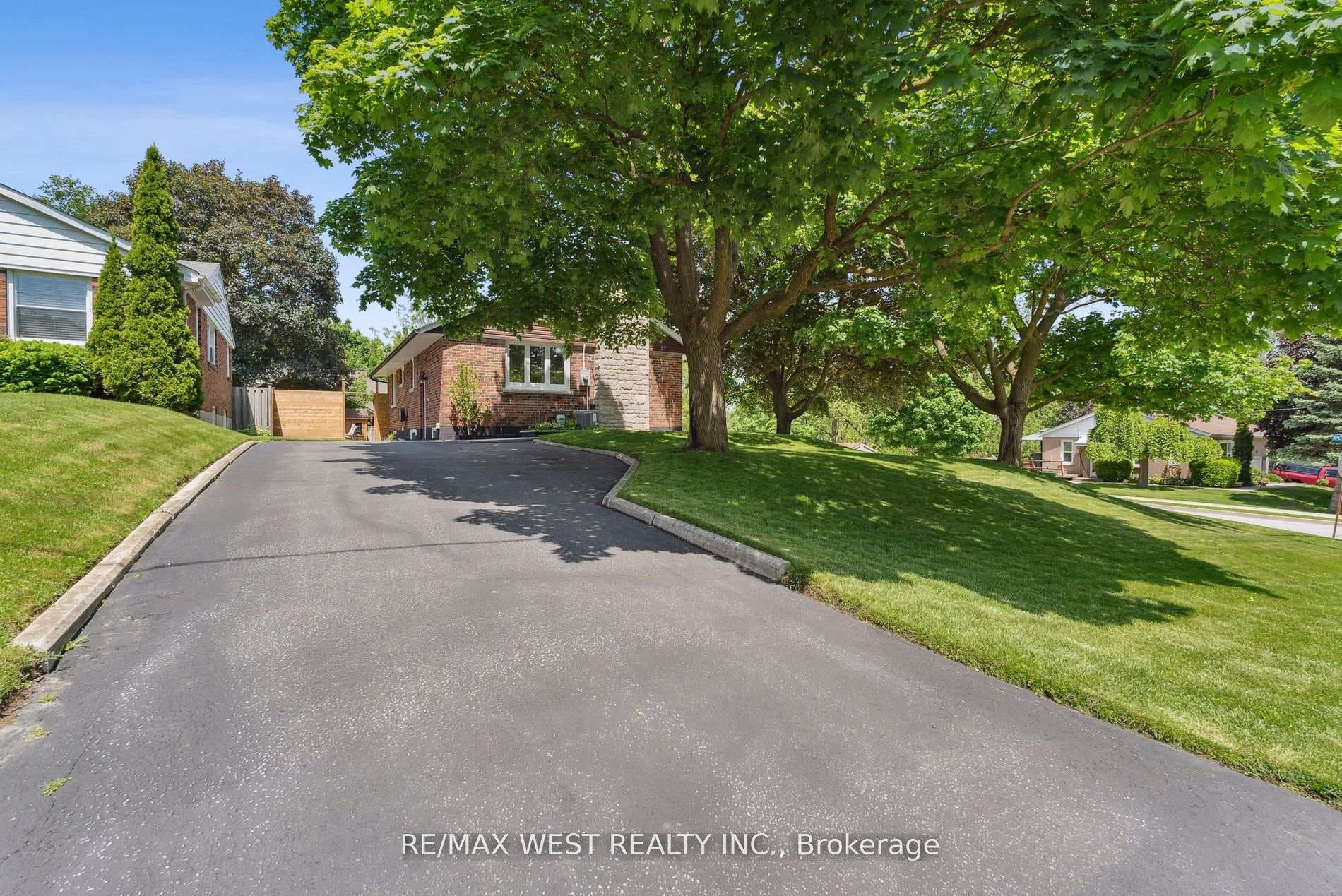 308 Donlin Avenue photo 2