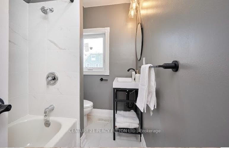 195 Sherman Avenue photo 20