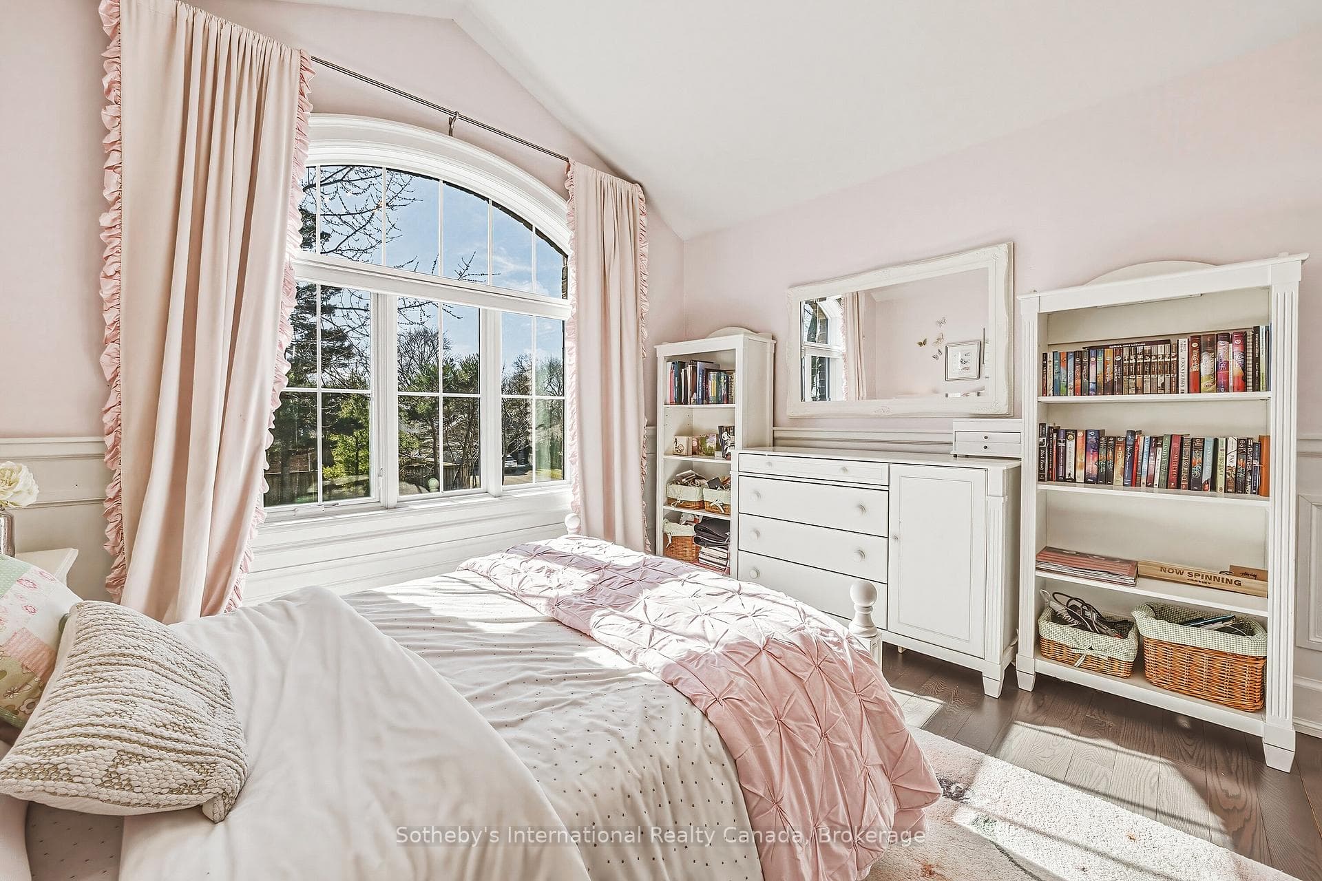 Bedroom 2 Alternate