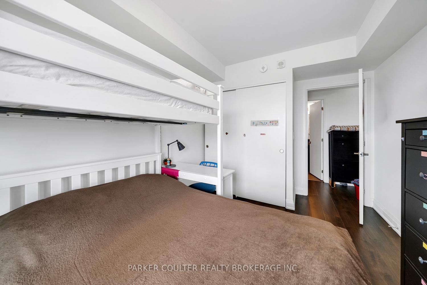 58 Lakeside Terrace Unit 909 photo 21