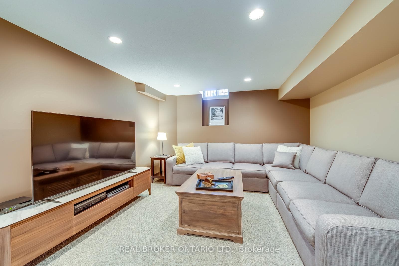 69 Richvalley Crescent Richmond Hill ON L4E 4C8