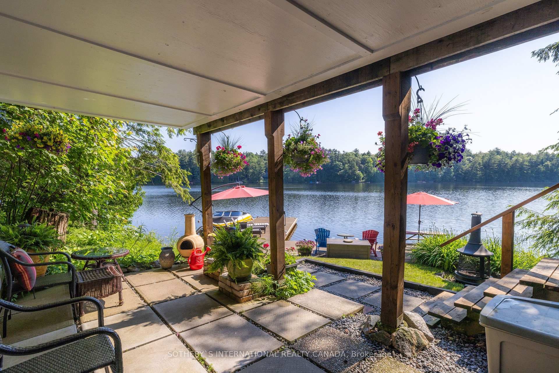 1093 Kendon Road photo 24