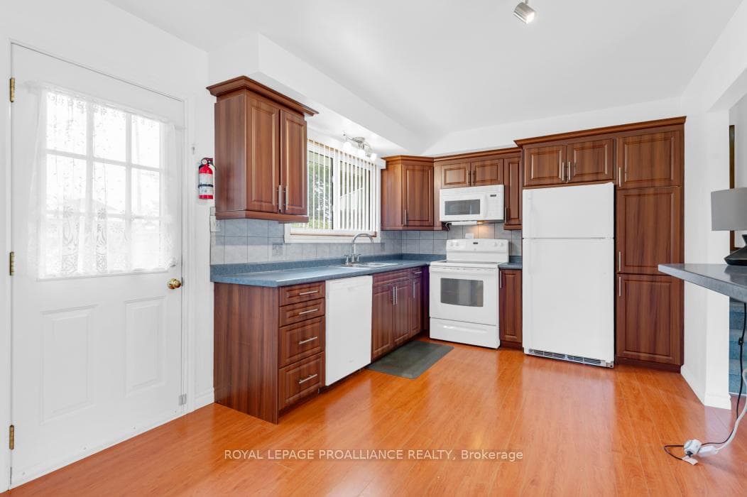 55 Village Drive photo 7