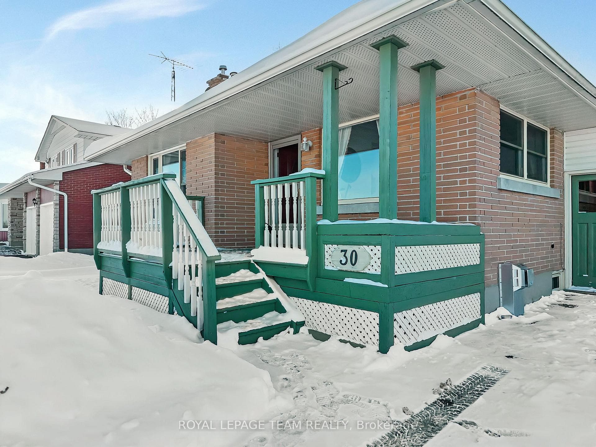 30 Elizabeth Drive photo 5