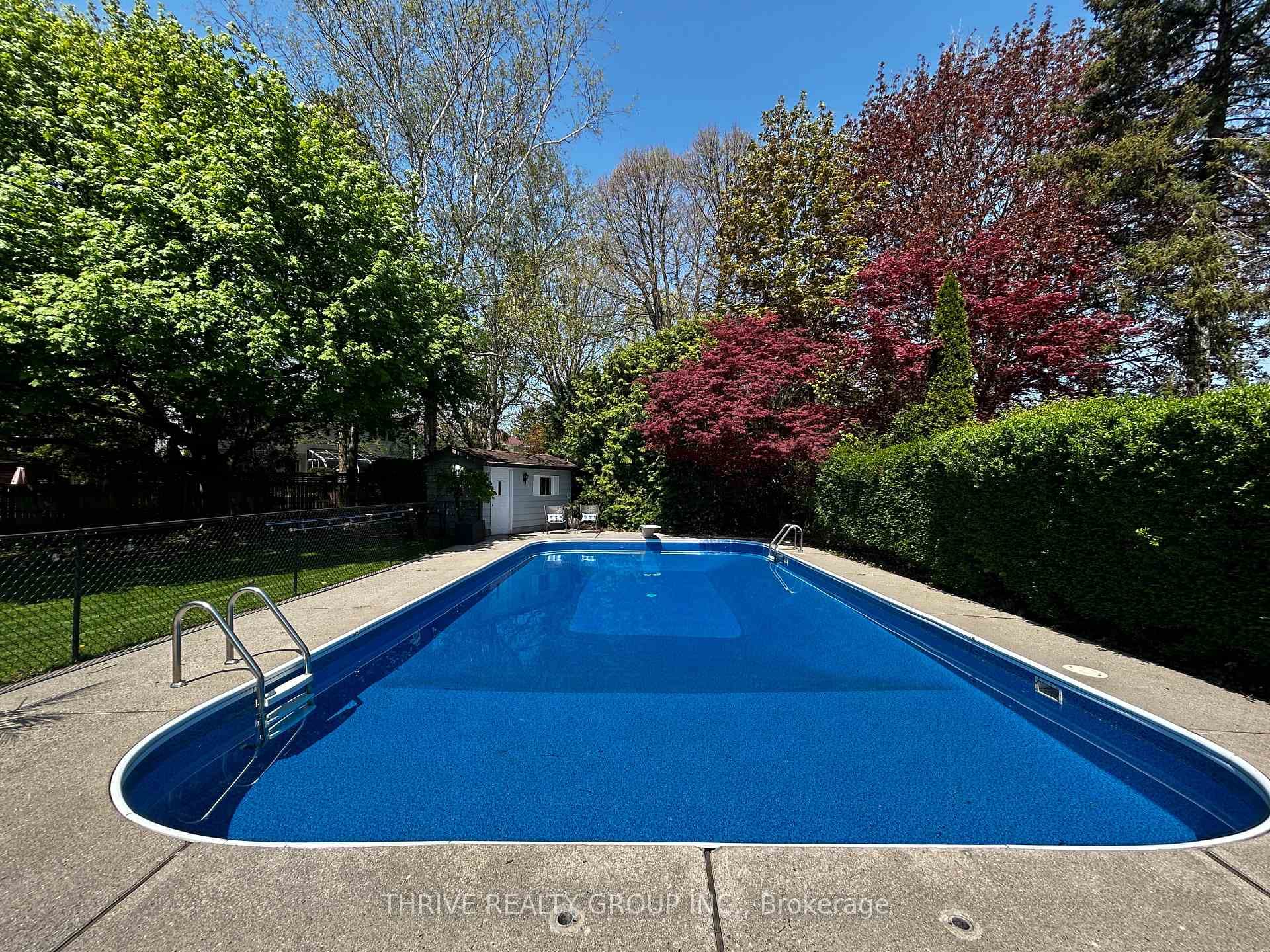 43 Milford Crescent photo 6