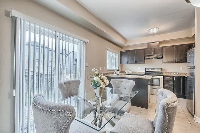 11 Matthewson Avenue photo 12