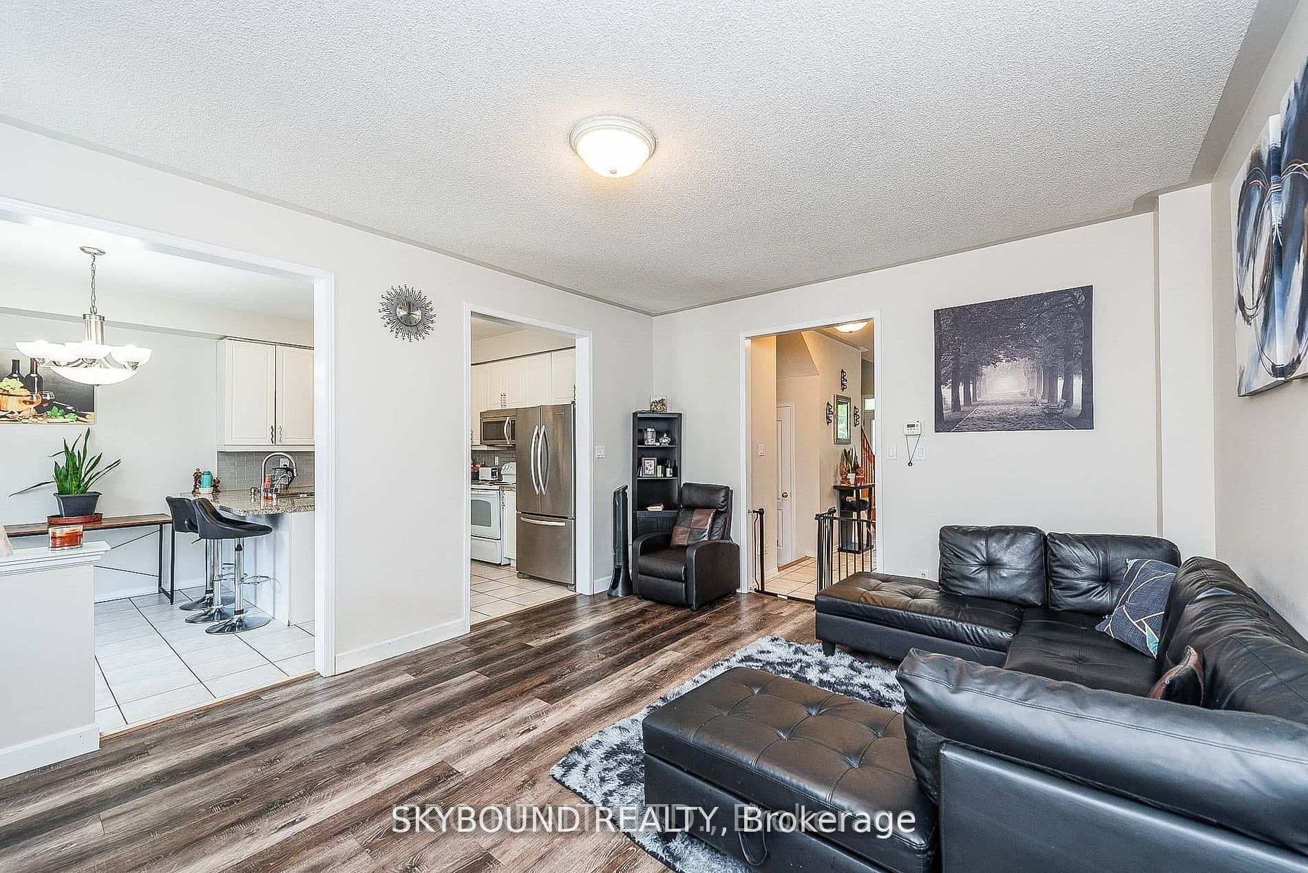 66 Skylark Drive photo 15