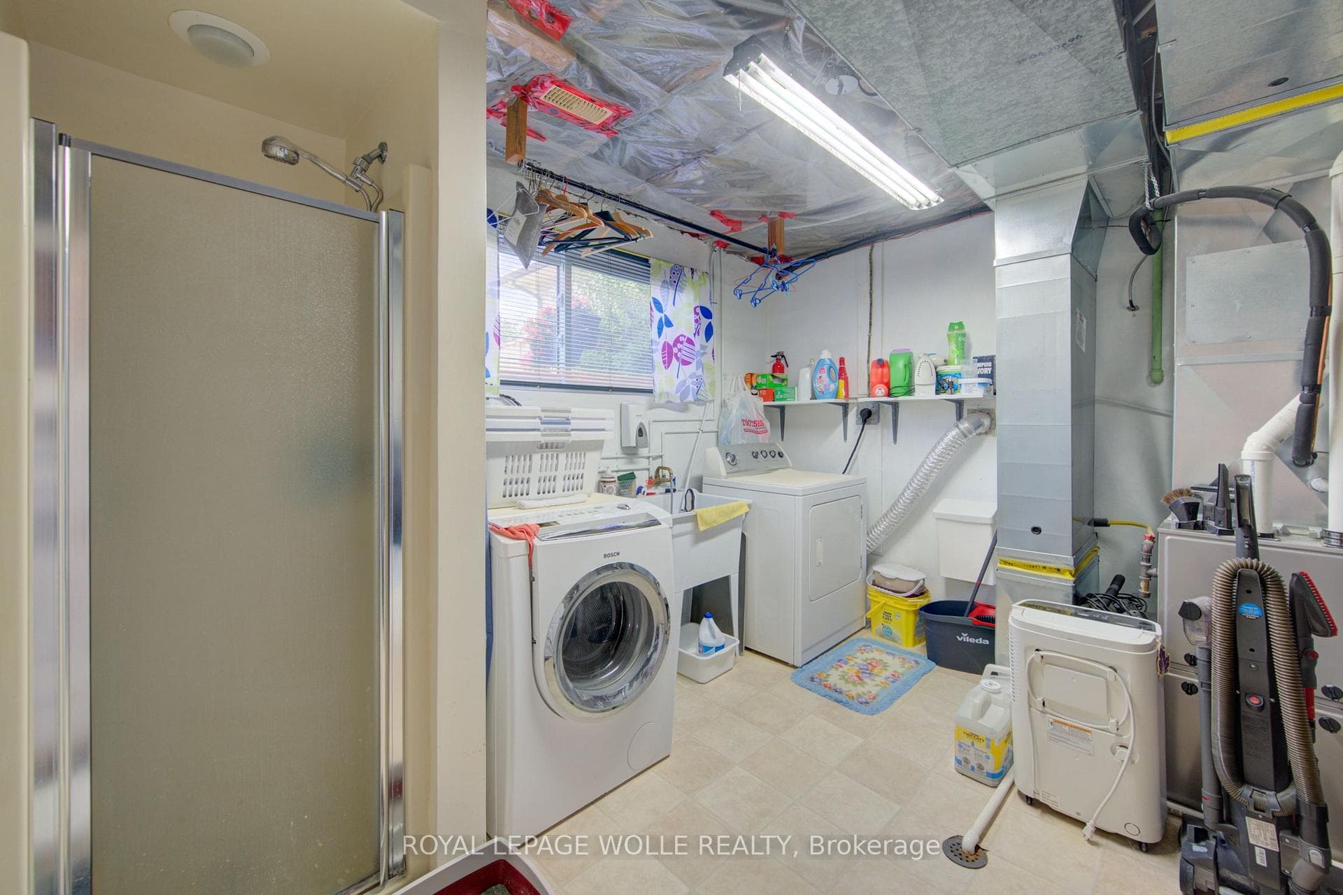 99 Highman Avenue photo 20