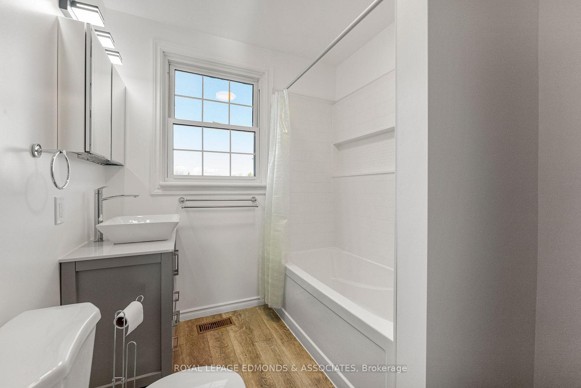 2323 B Line Road photo 13