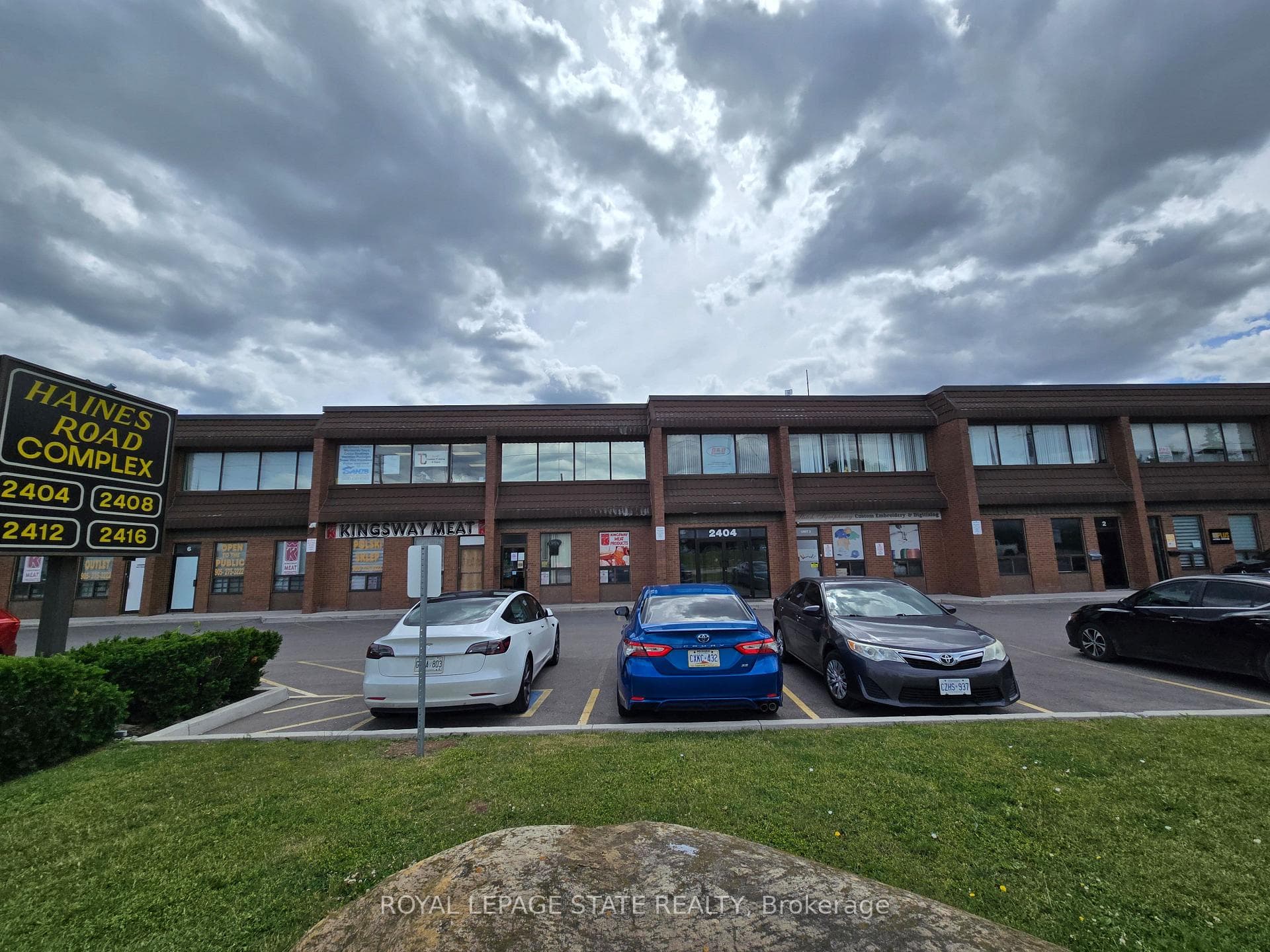 2404 Haines Road Unit 208 photo 10