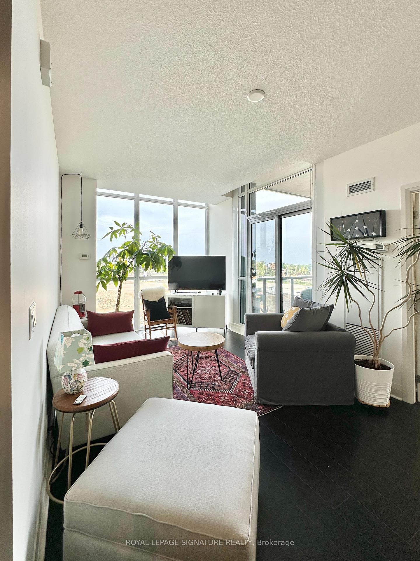 1185 The Queensway N/A Unit 424 photo 8