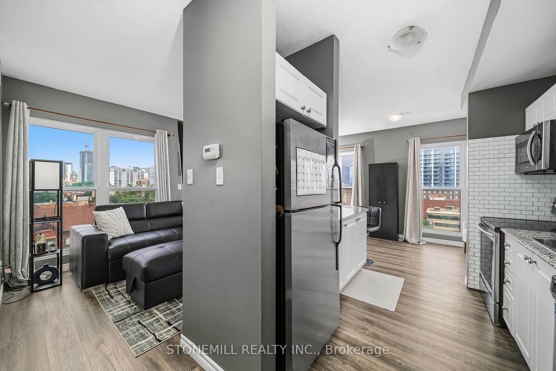 135 James Street Unit 701 photo 17