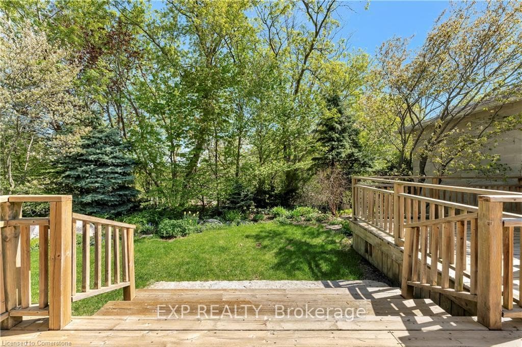 25 Rosewood Avenue photo 29