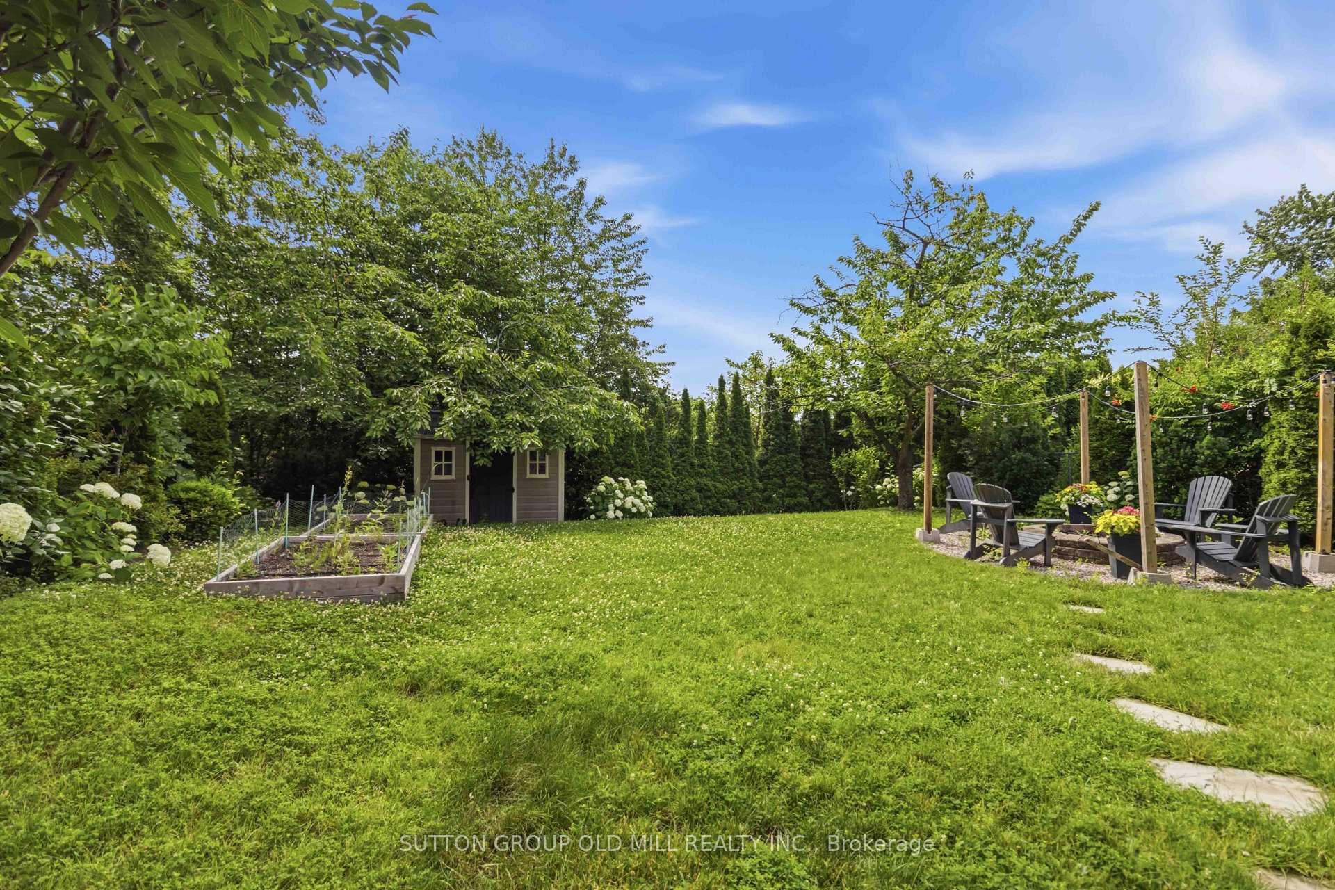 2811 Constable Road photo 32
