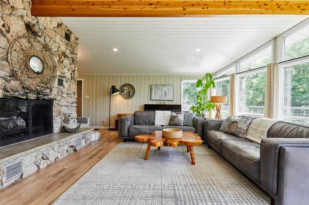 156 Acton Road photo 6