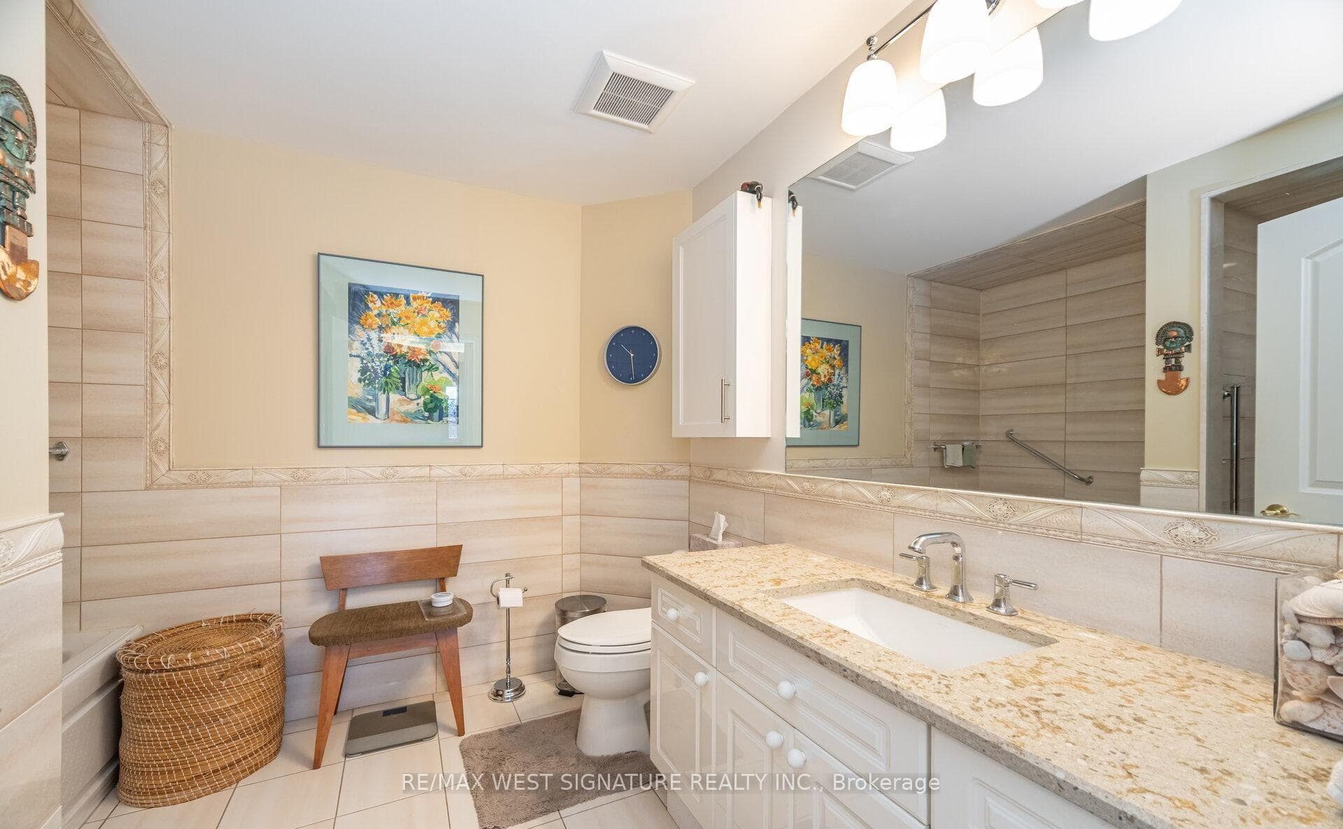 75 Treelawn Boulevard Unit 216 photo 17