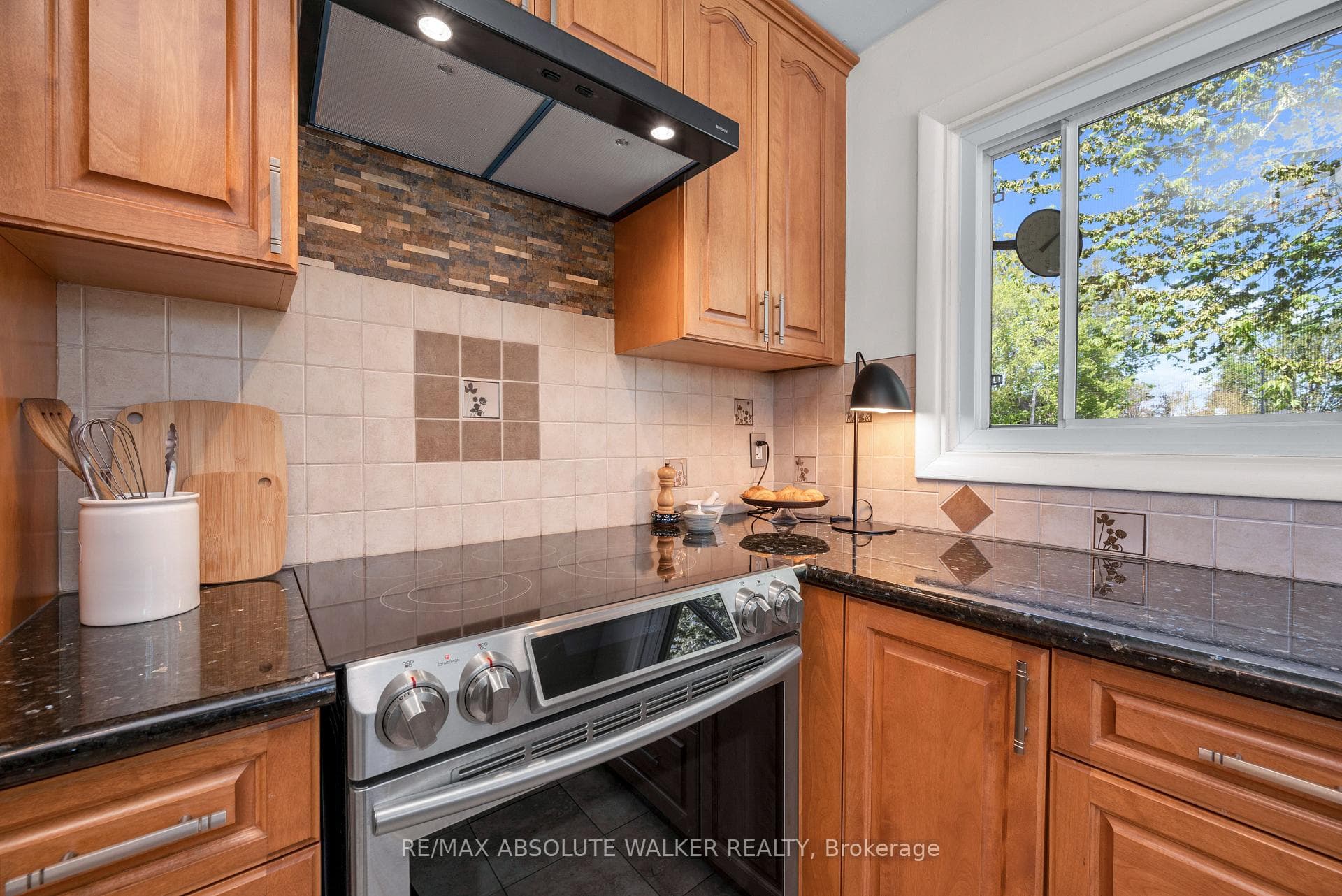 26 Riverdale Avenue photo 13