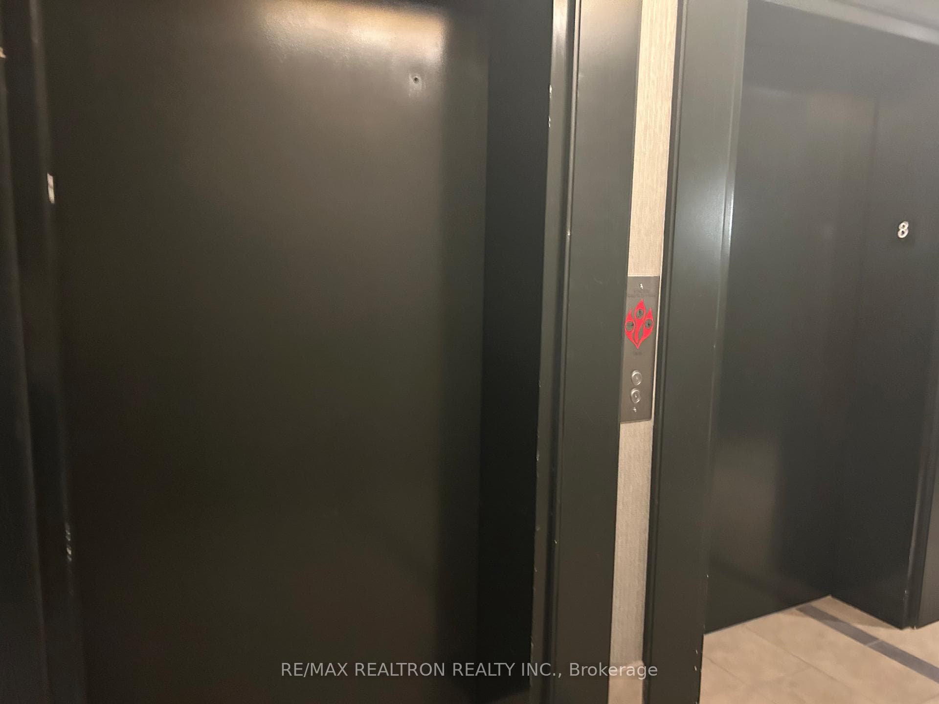 8130 Birchmount Road Unit 813 photo 9