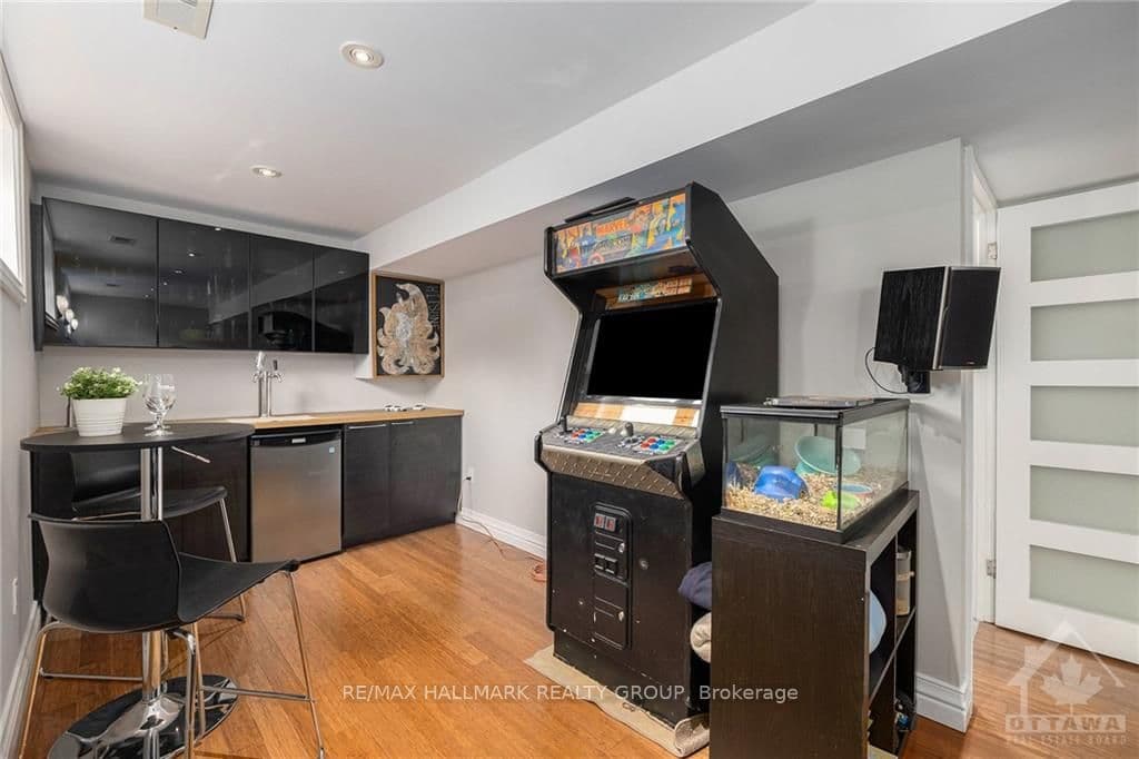 15 ULLSWATER Drive photo 22