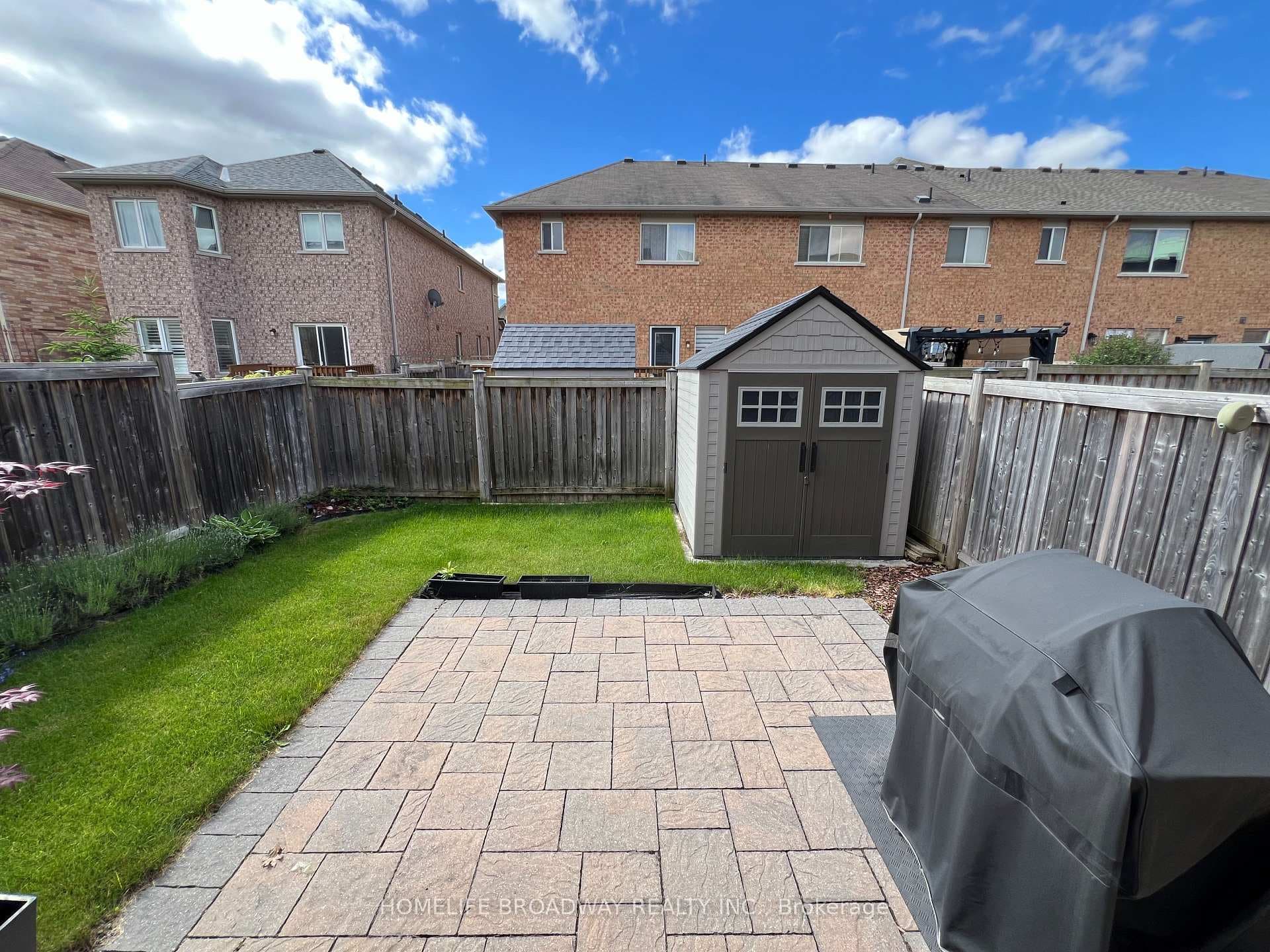 15 Daws Hare Crescent photo 14
