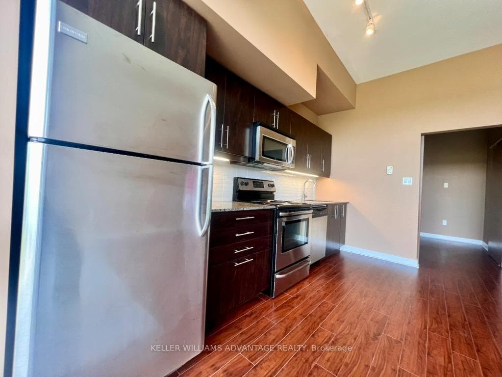 53 Colgate Avenue Unit 403 photo 4