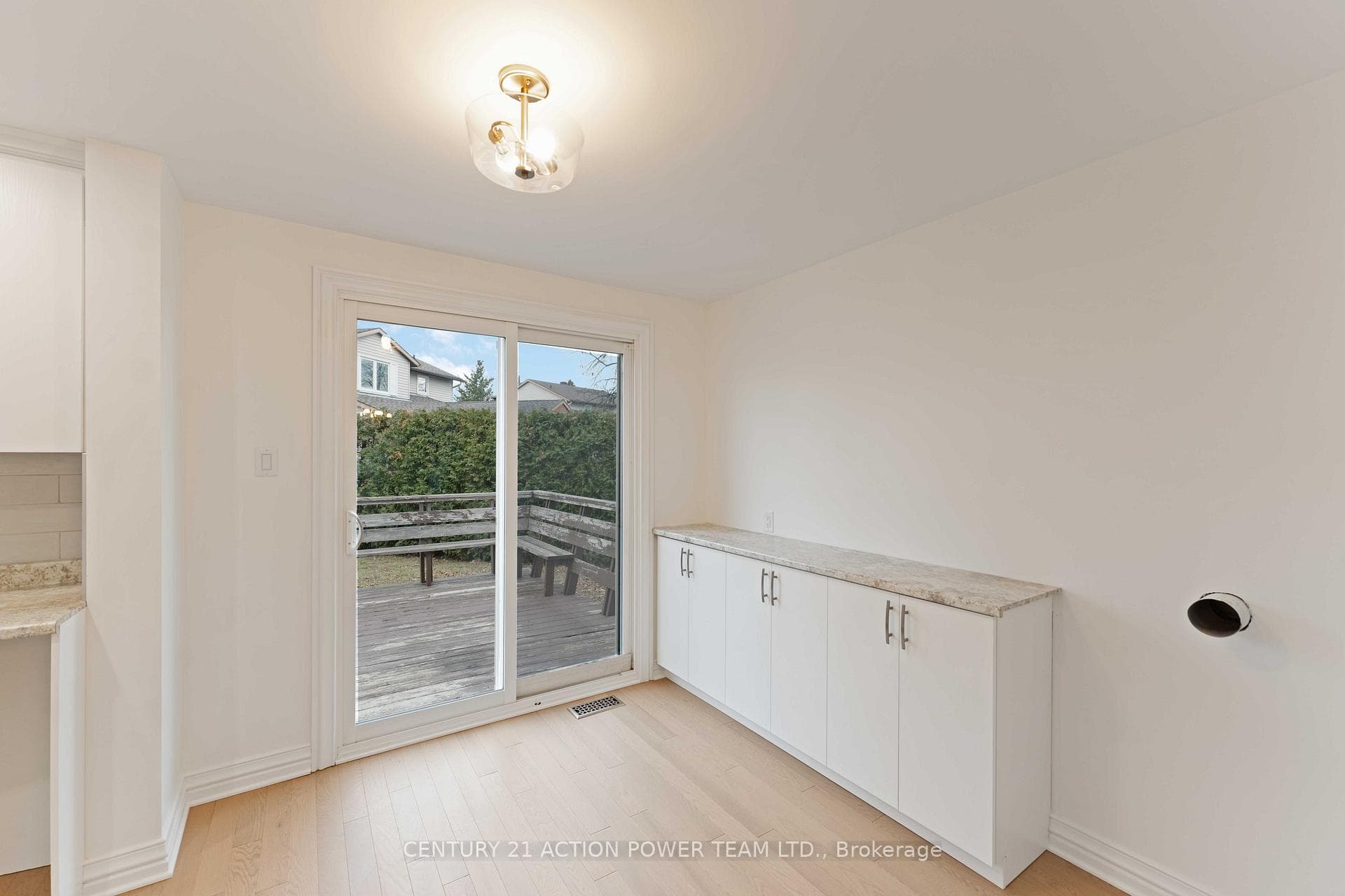 427 Grassland Terrace Unit A photo 9