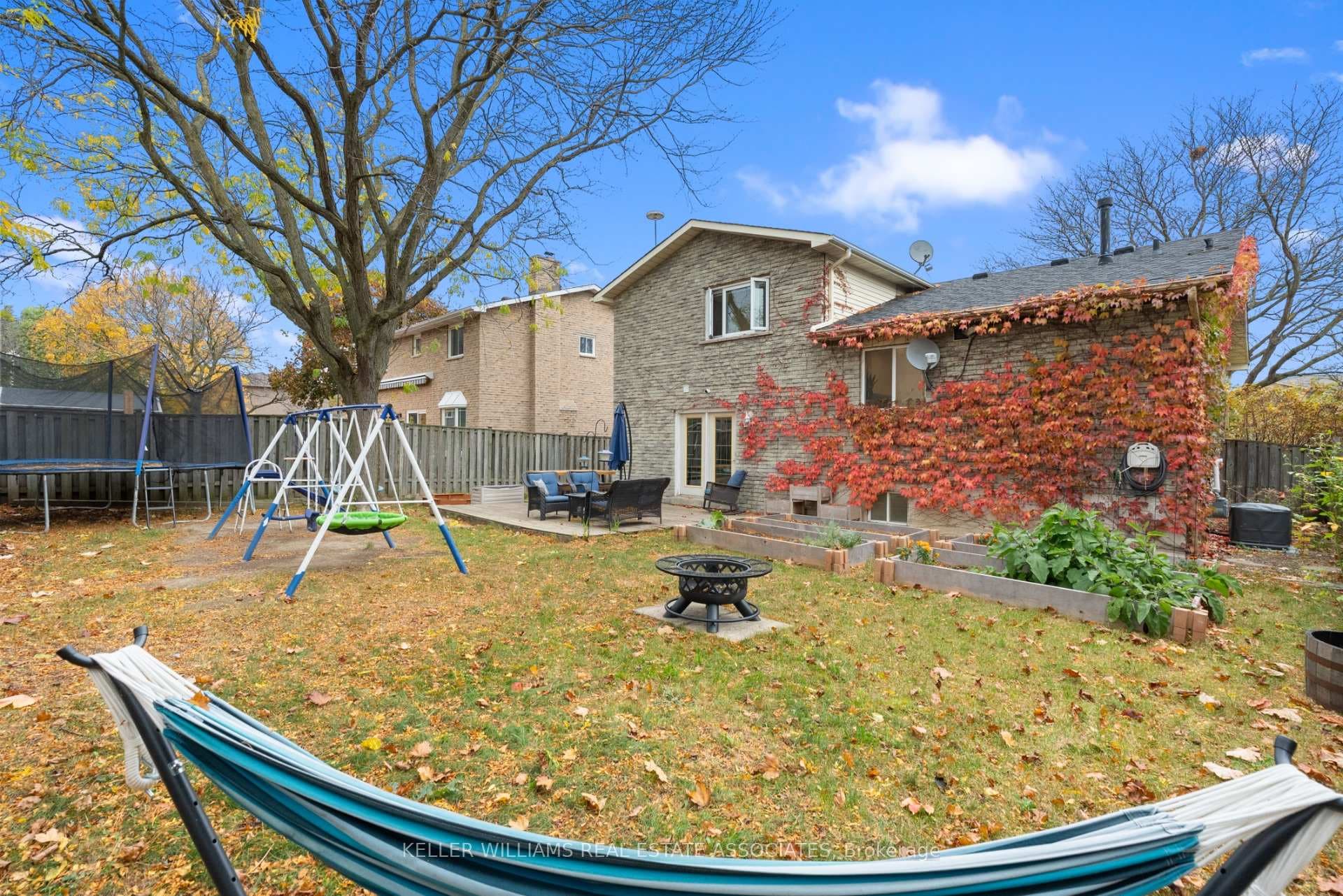 266 Coxe Boulevard photo 37