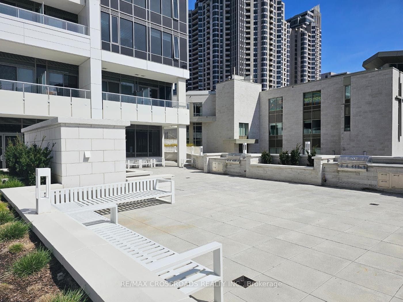 75 Canterbury Place Unit 1102 photo 24