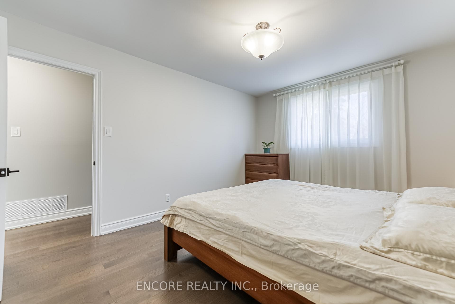 35 Gainsville Avenue photo 18