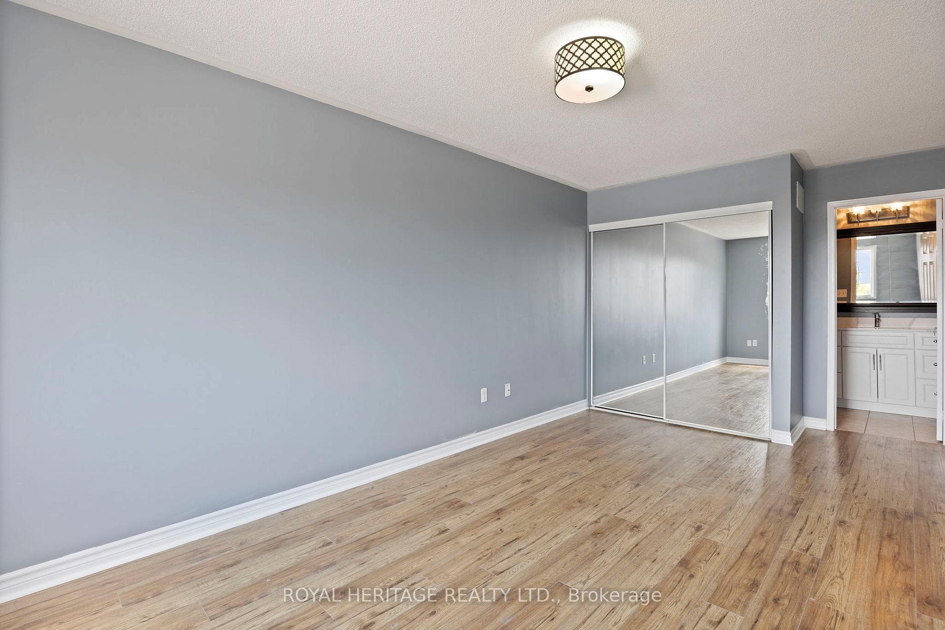 61 Ventura Lane photo 16