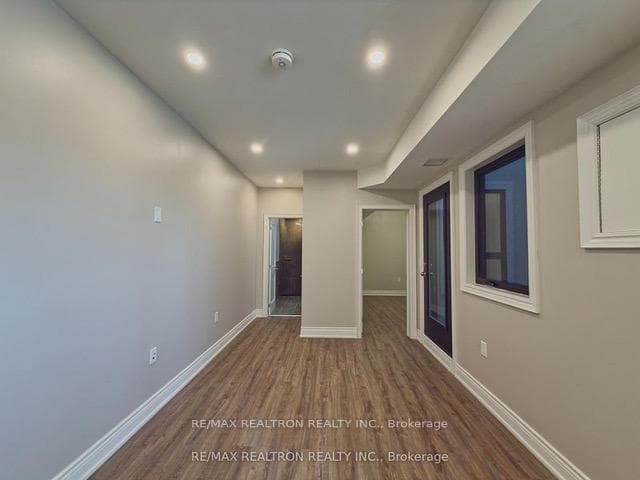 294 Wilson Avenue Unit 202 photo 1