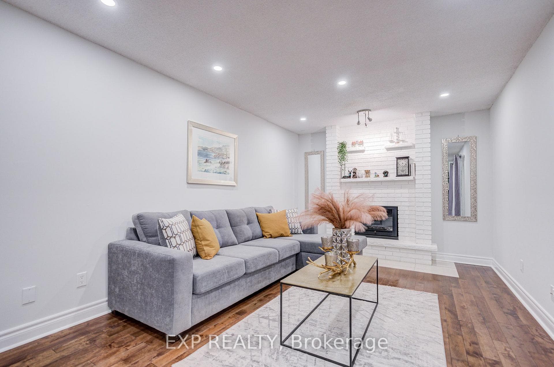 205 Powell Road photo 17