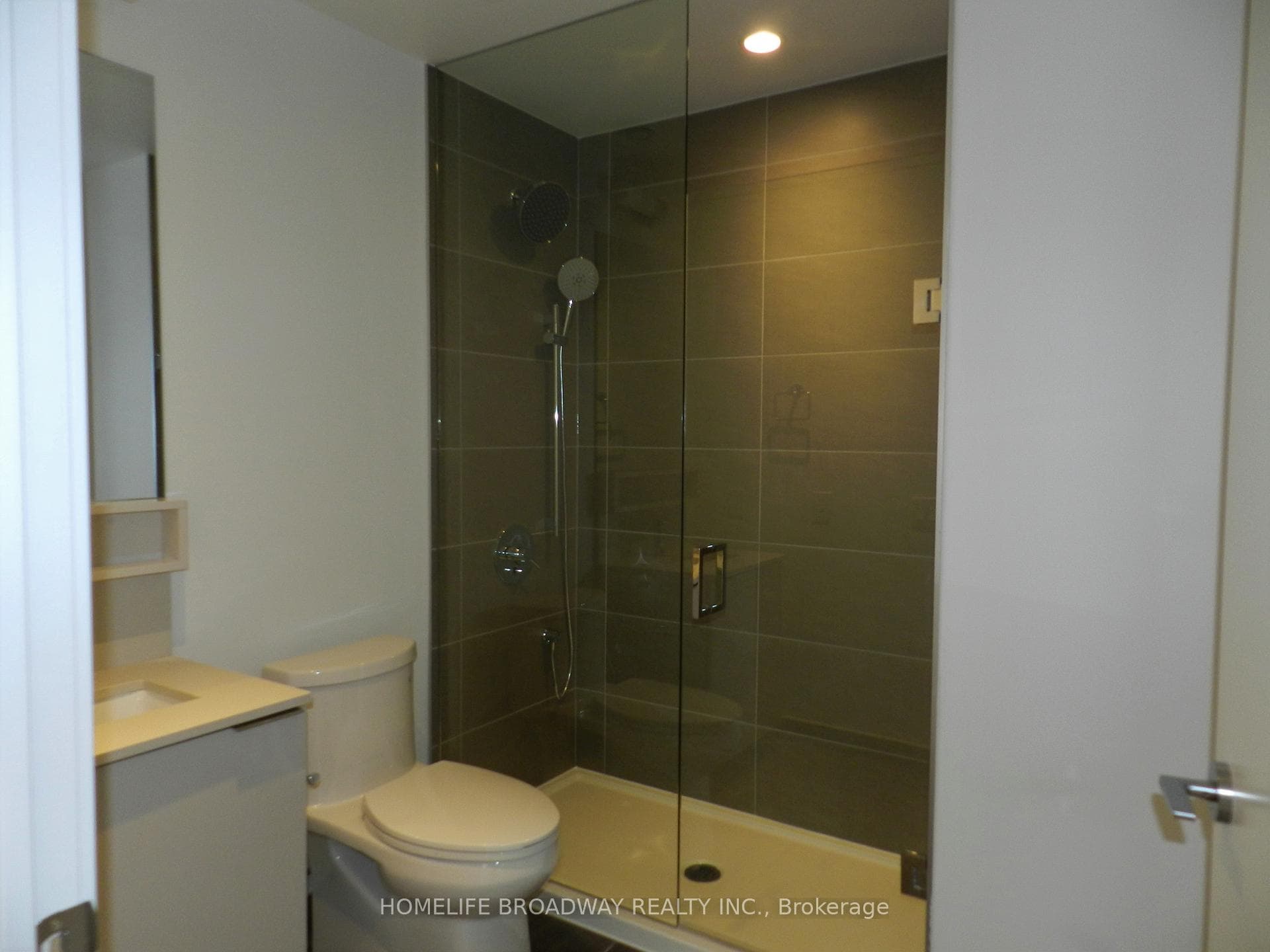 5 Buttermill Avenue Unit 2102 photo 4