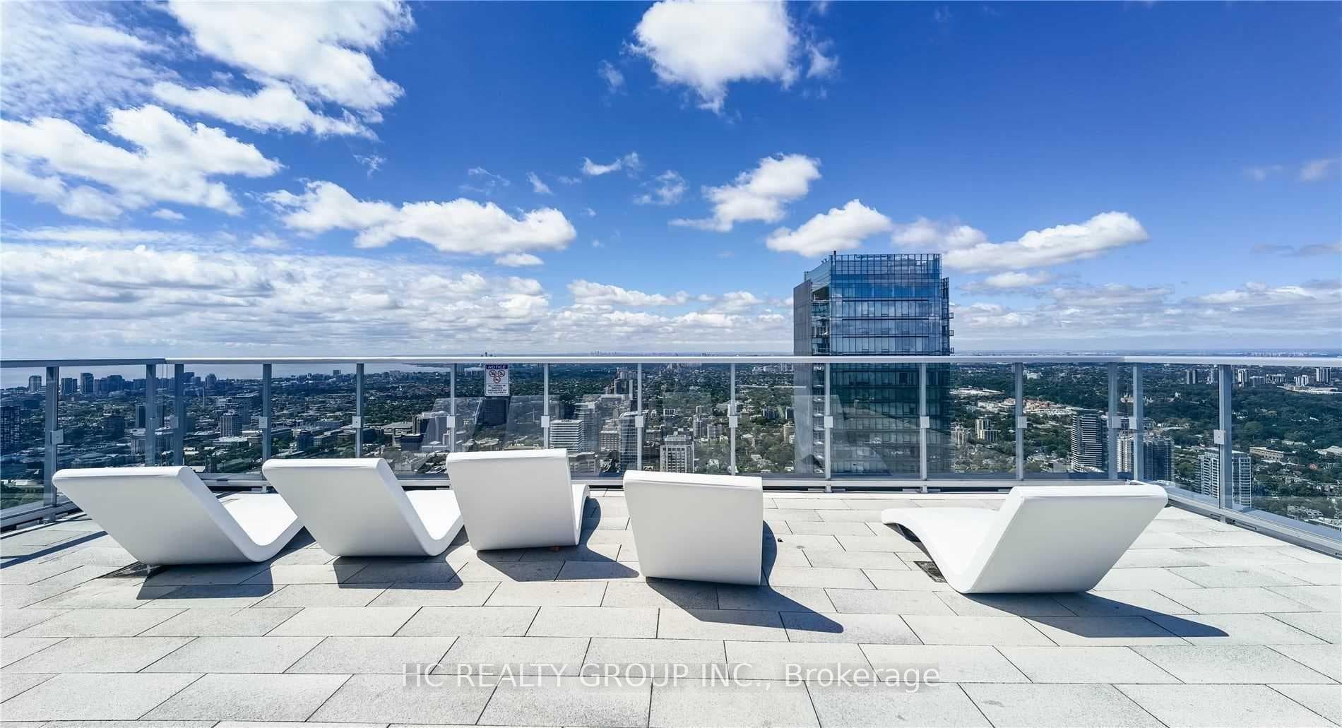 1 Yorkville Avenue Unit 4812 photo 16