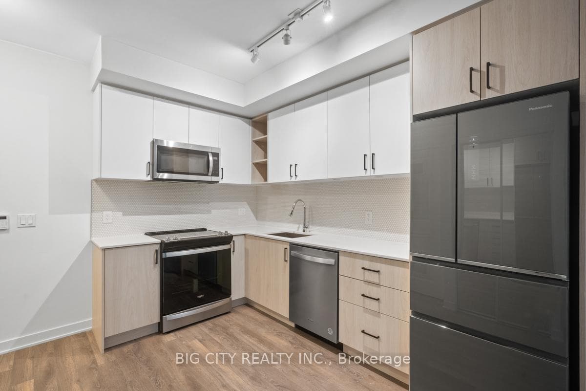 100 Eagle Rock Way Unit 210 photo 14
