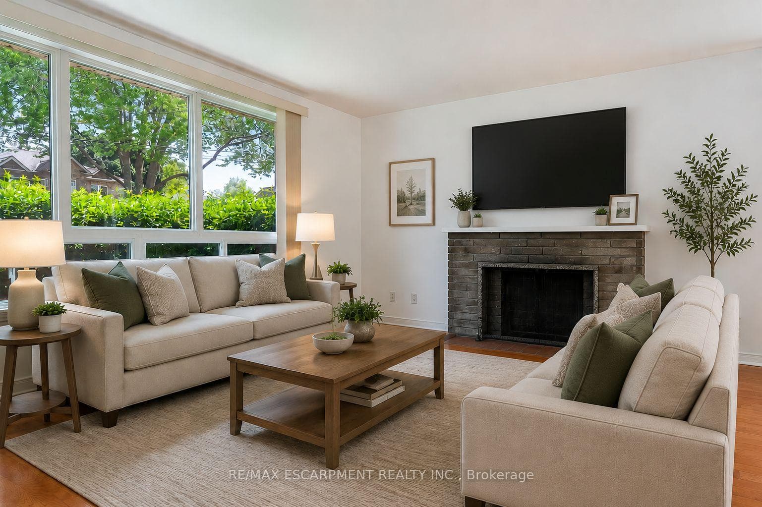 1214 Argreen Road photo 4