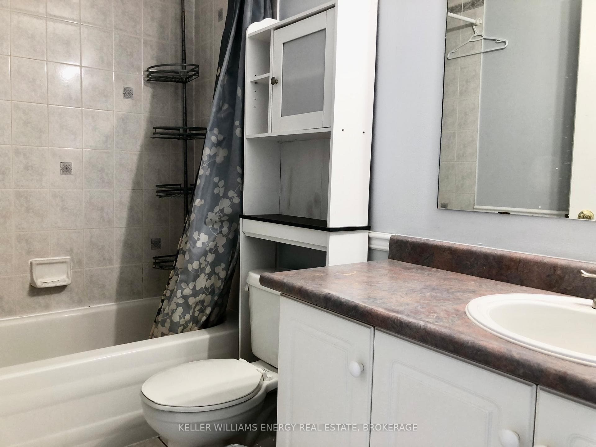 129 Stokely Crescent photo 21